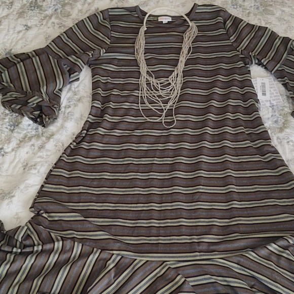 LuLaRoe Dresses & Skirts - Lularoe Maurine